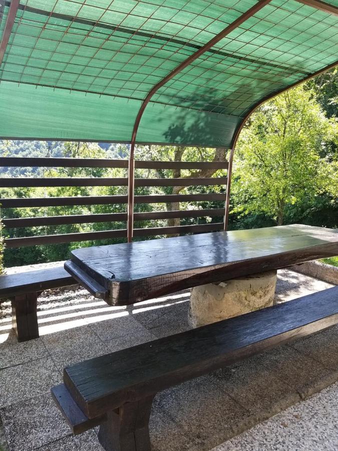 Getaway "At The Three Lights" Villa Sevnica ภายนอก รูปภาพ