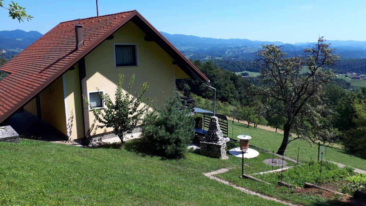Getaway "At The Three Lights" Villa Sevnica ภายนอก รูปภาพ